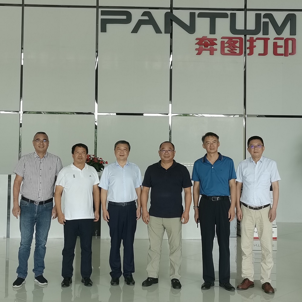 董事長(zhǎng)拜訪賽納打印3.jpg